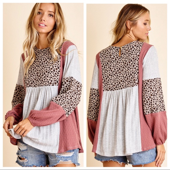 Contrasting Color Block Details Babydoll Top - Picture 4 of 7